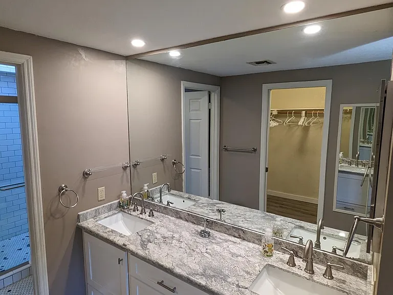 6244 N 30th Pl — Photo 15