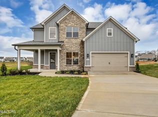 11525 Sierra Nevada Ln, Knoxville, TN 37932