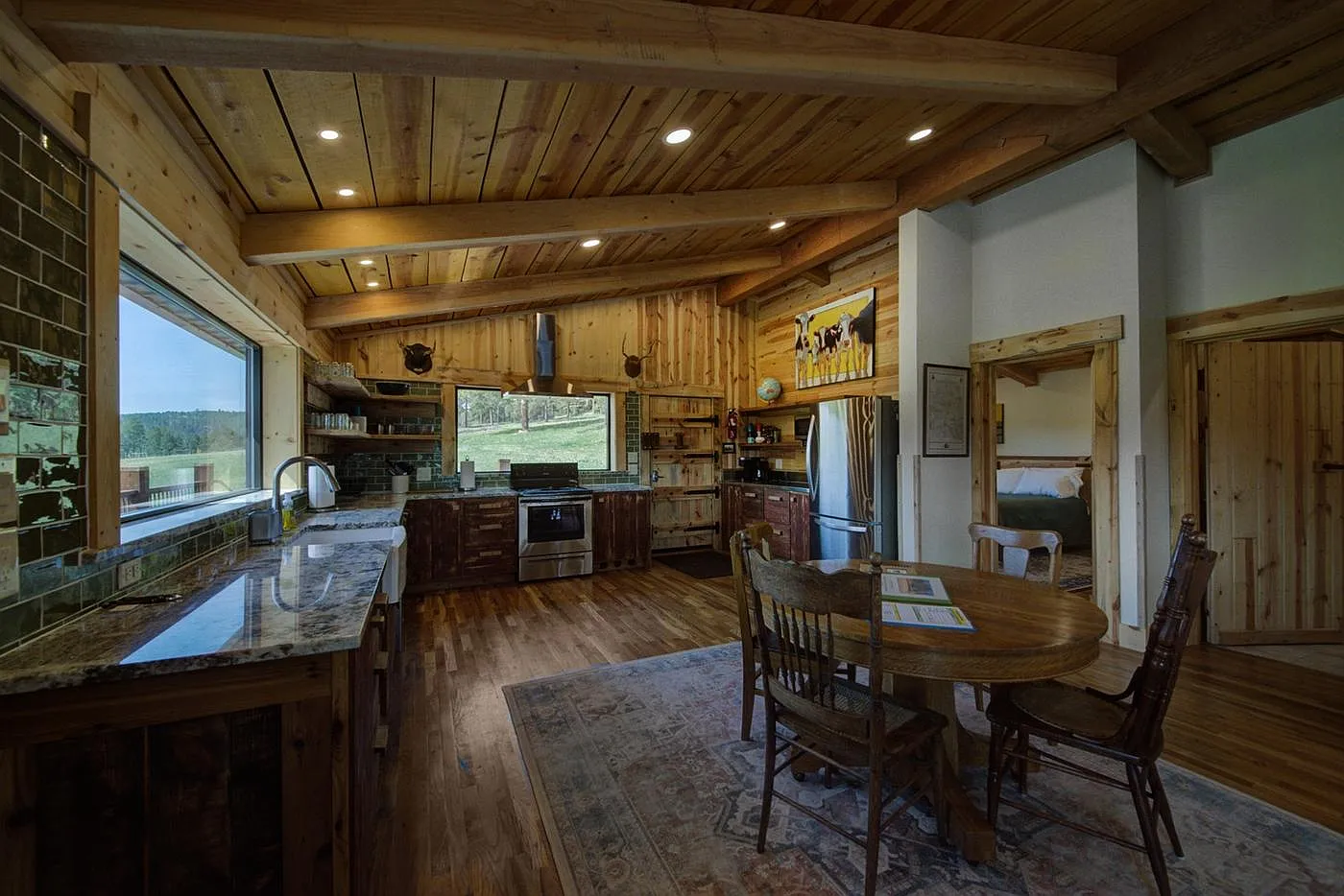 2 bed, 1200 sqft, $2,000 — Photo 4
