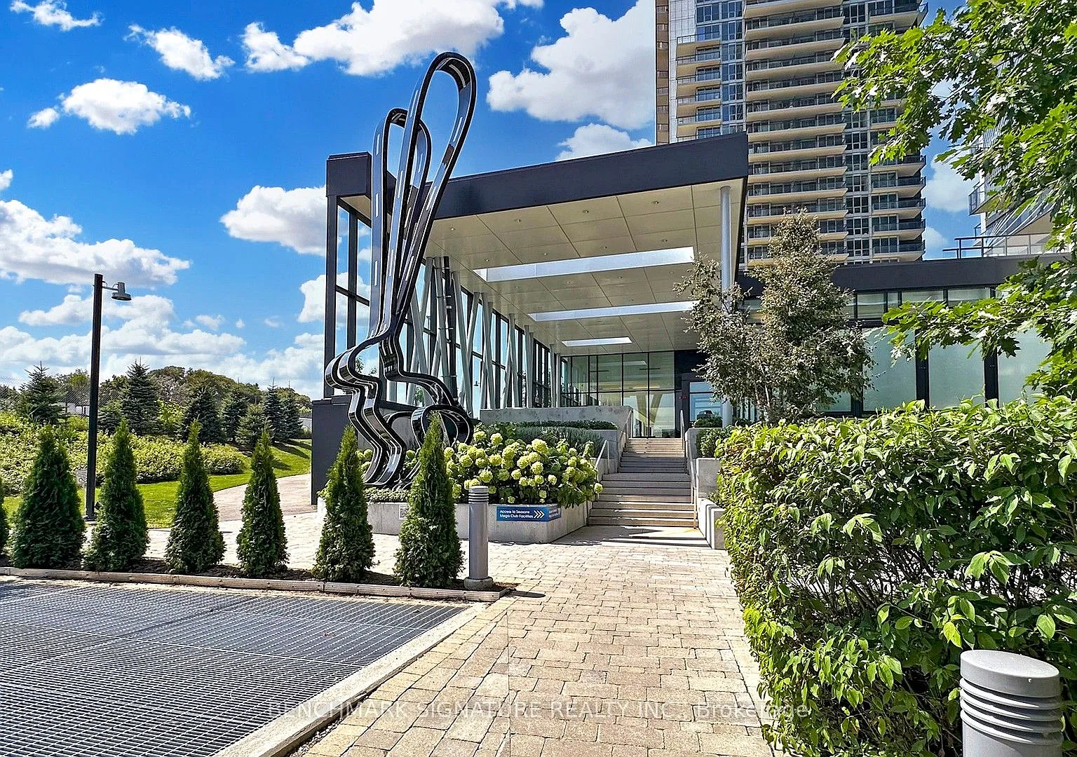 2 bed, $2,450 — Photo 4