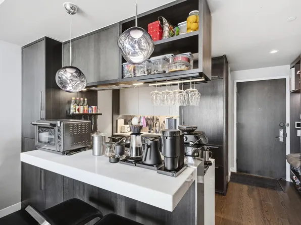 252 South Street image 8 of 13