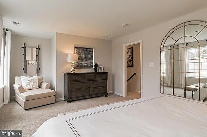 1128 Meadowlark Dr — Photo 5