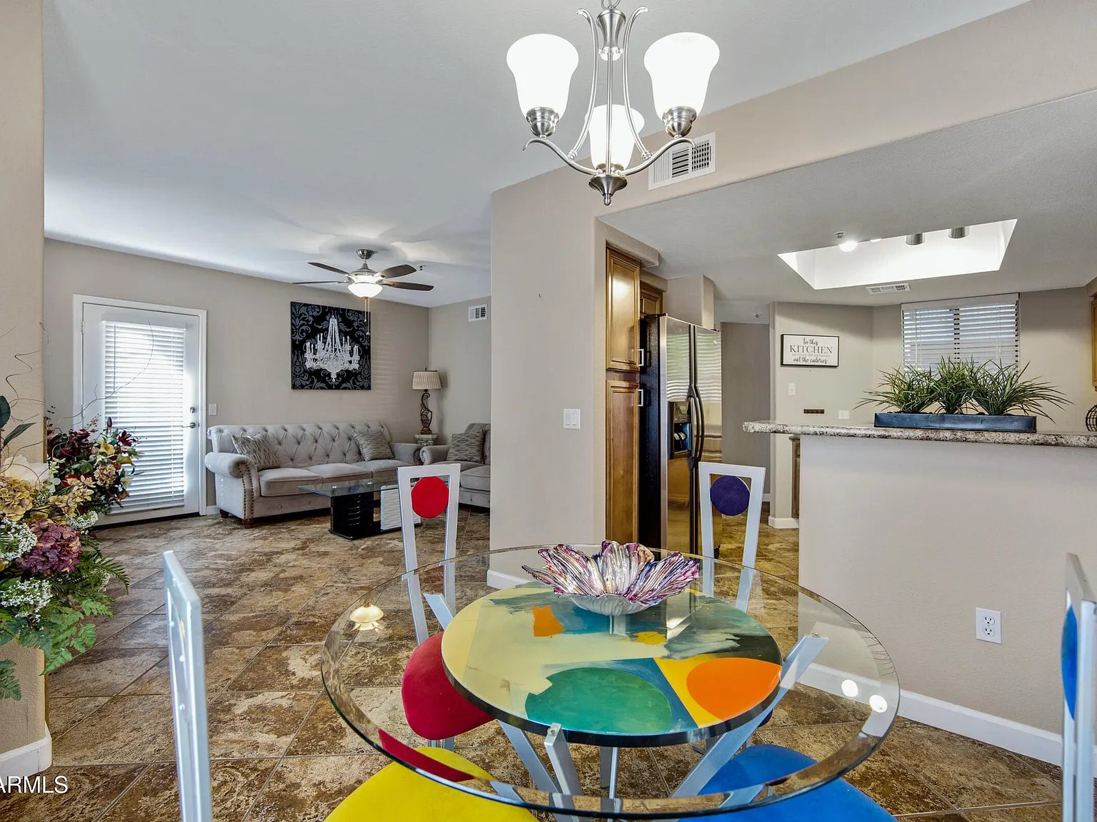 2 bed, 1059 sqft, $2,200 — Photo 4