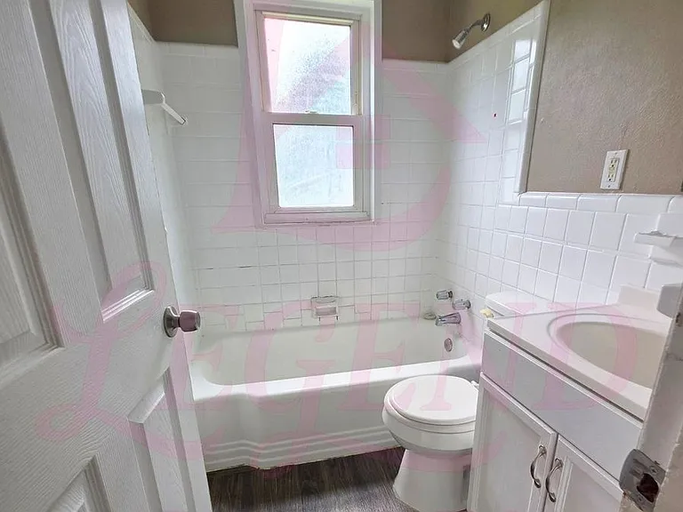 624 Science Hill Dr — Photo 5