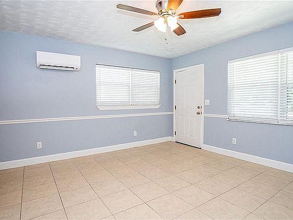 2nd image of 5835 Grey Ln