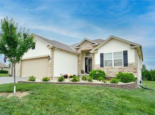 13305 N Copper Ridge Dr, Platte City, MO 64079