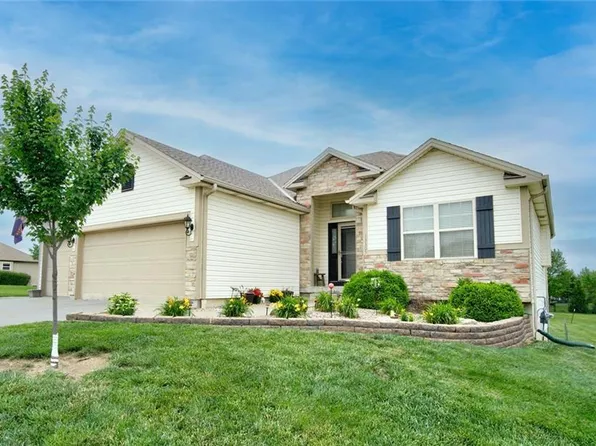 13305 N Copper Ridge Dr, Platte City, MO 64079