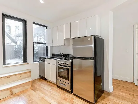 Rented by Platinum Properties | media 8