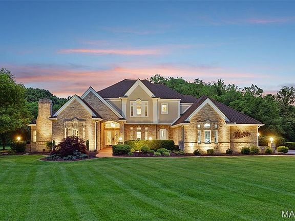 5th image of 8501 Dupont Ln
