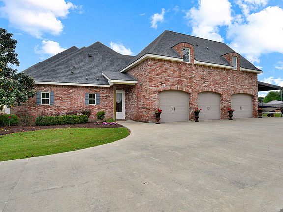 2nd image of 5611 Chene Blanc Dr