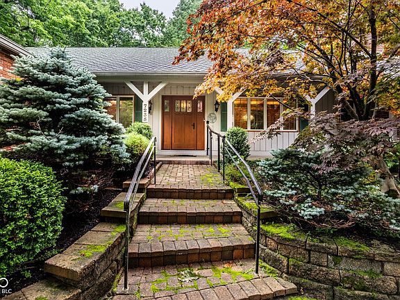 3rd image of 7235 Whitehall Dr