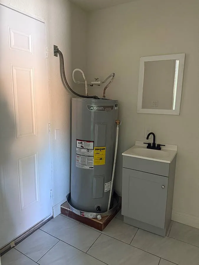 1 bed, 672 sqft, $1,600 — Photo 4
