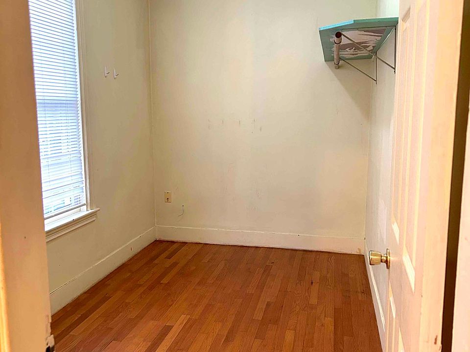Bonus room off living room