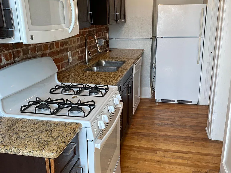 2654 W 32nd Ave #10 — Photo 5