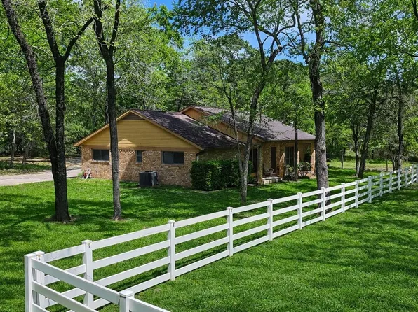 802 Sentinel Oaks, Pinehurst, TX 77362