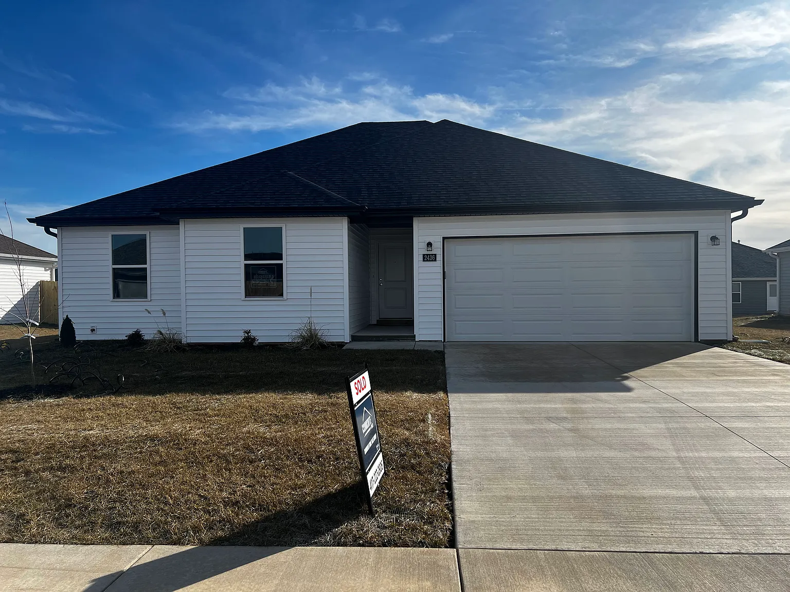 3 bed, 1410 sqft, $1,850 — Photo 1