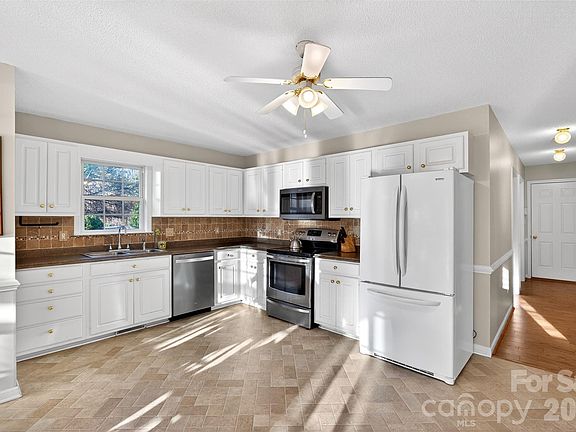 4th image of 834 Indian Trail Run