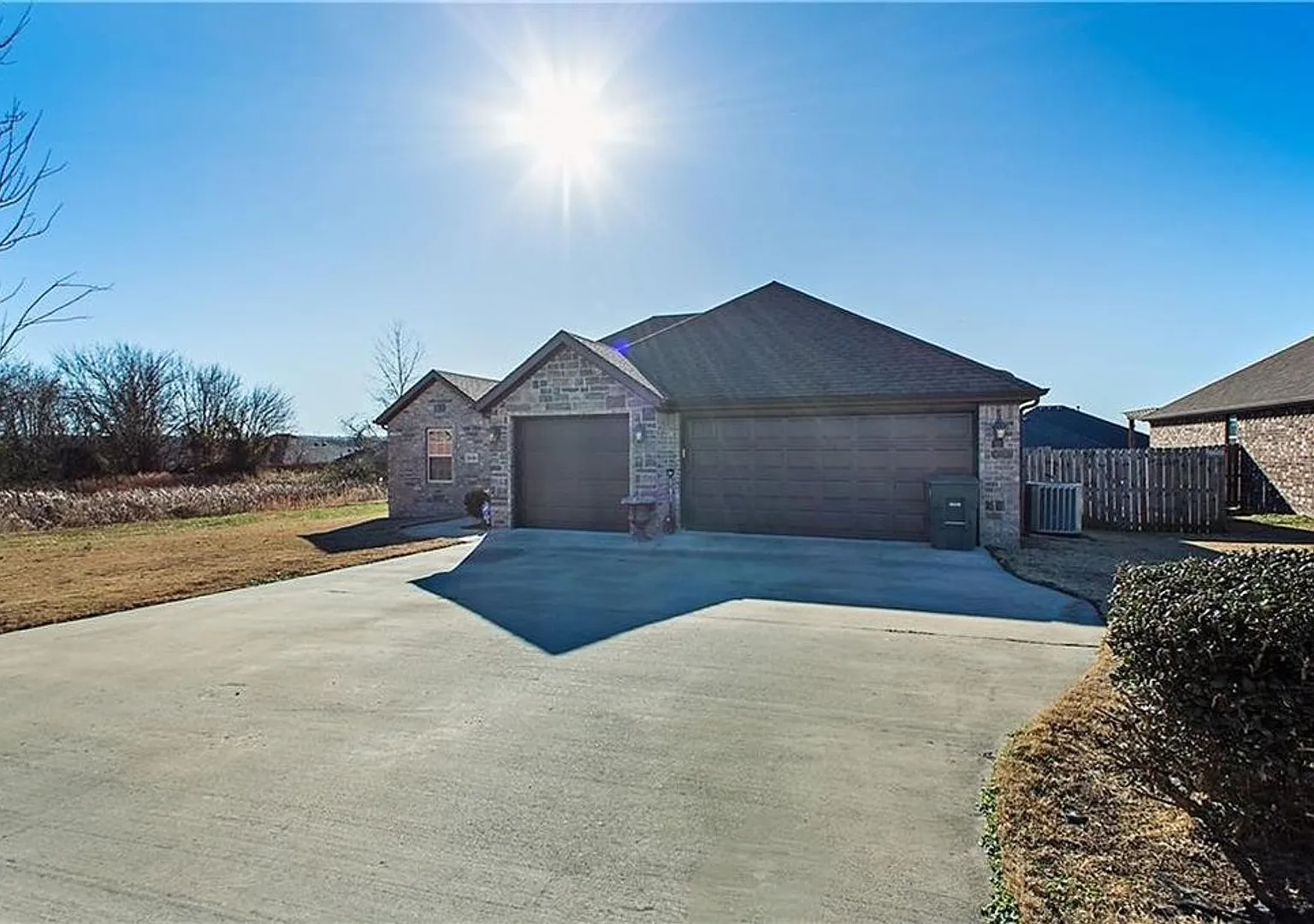 3 bedroom in sought after West side of Fayetteville — Photo 4