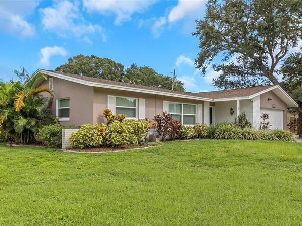 1413 S Hillcrest Ave, Clearwater, FL 33756