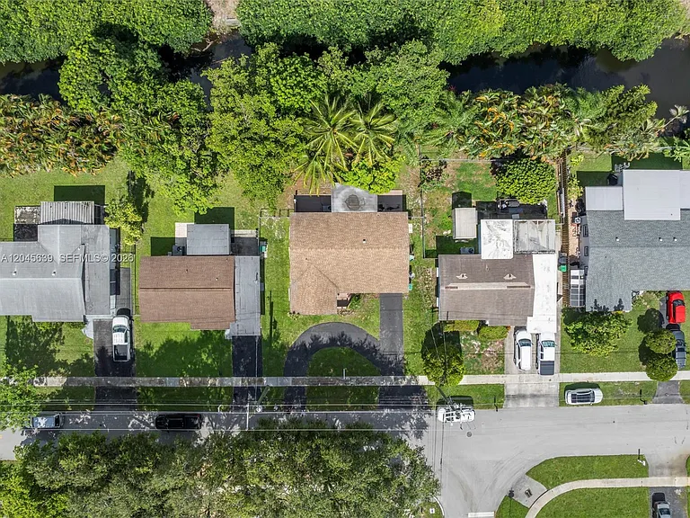 5081 SW 95th Ave — Photo 18