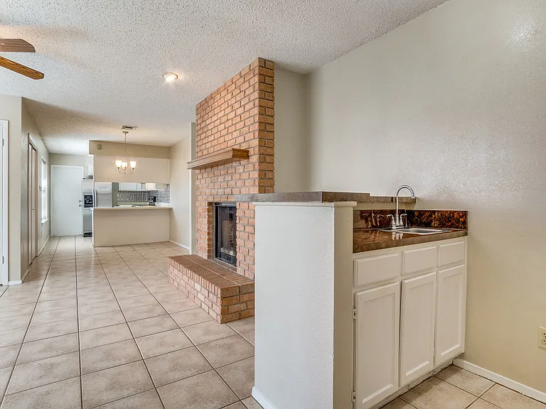 4817 Fletcher Ave — Photo 34