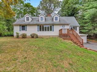 297 Woodbury Rd, Huntington, NY 11743
