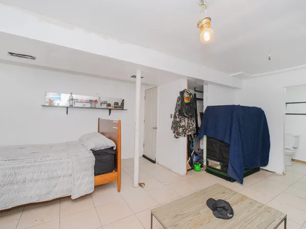 163 Boyd Street image 16 of 18