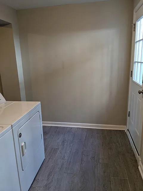 2 bed, 1015 sqft, $2,000 — Photo 2