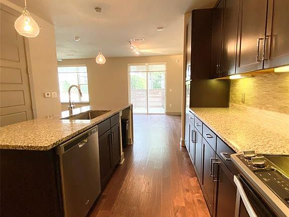 4th image of 4208 McKinney Ave #101