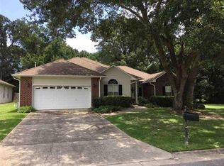 3298 Mountbatten Dr, Cantonment, FL 32533