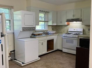 (Undisclosed Address), White Plains, NY 10606