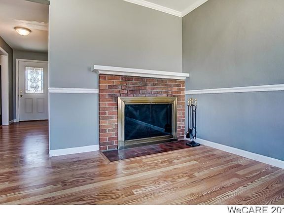 5th image of 2650 W Elm St
