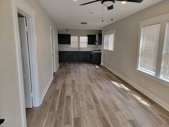 5th image of 1187 E 40th Pl