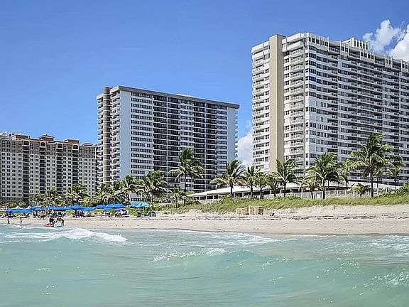 4th image of 1965 S Ocean Dr APT 11