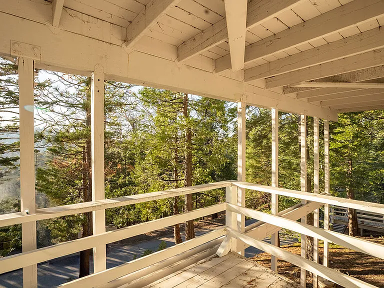 521 Pioneer Rd — Photo 37