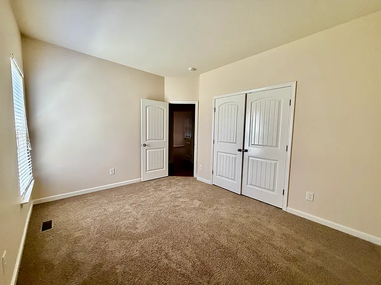 48 Salerno Dr — Photo 15