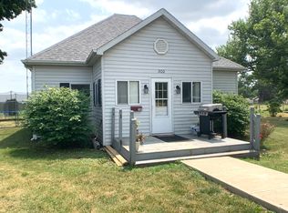 300 E Washington St, Magnolia, IL 61336