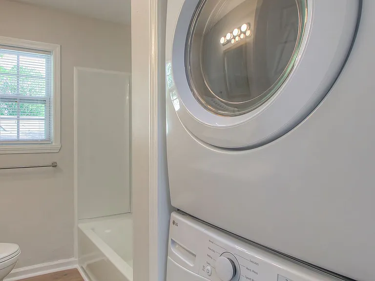350 Beechcroft Rd #6 — Photo 15