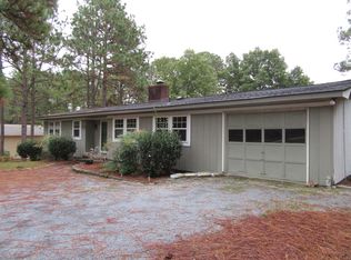 17 Highland Dr, Southern Pines, NC 28327