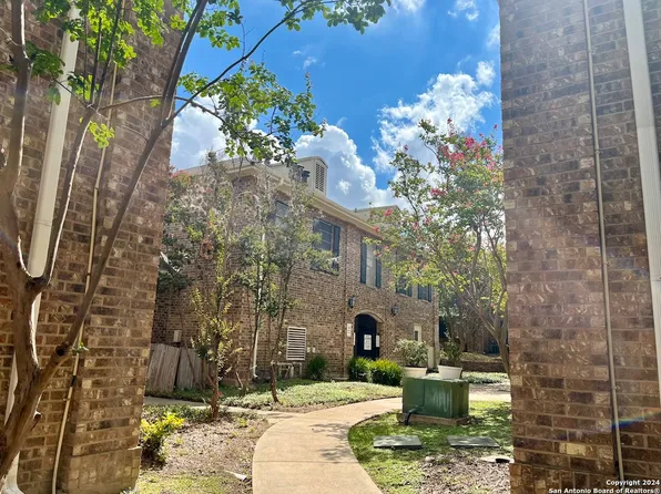 1819 Babcock Rd #305C, San Antonio, TX 78229
