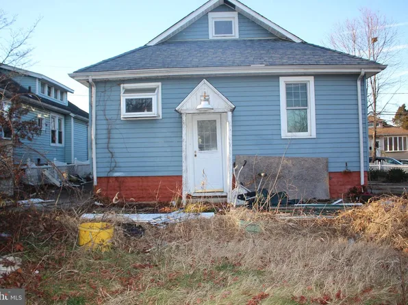 128 Amon Ave, Gloucester City, NJ 08030