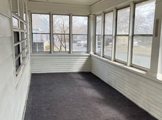 3810 Grand Ave, Omaha, NE 68111