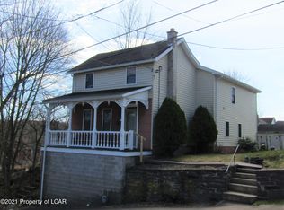 202 Susquehanna St, White Haven, PA 18661