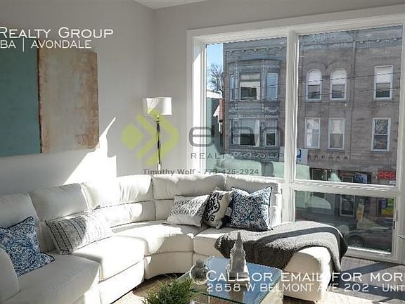 4th image of 2858 W Belmont Ave #202