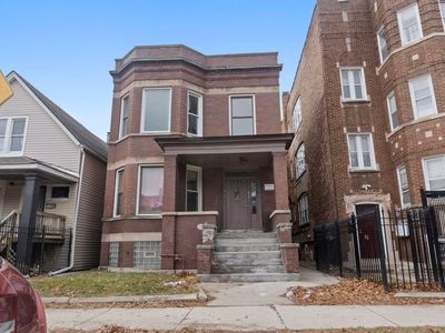 7808 S Burnham Ave, Chicago, IL, 60649