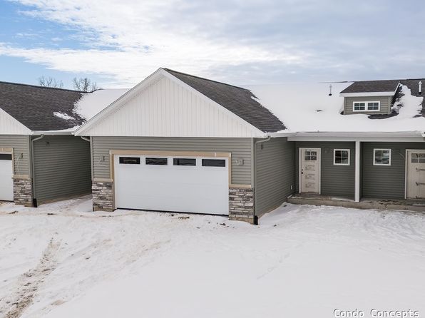 6625 Shoreside Ct SE, Grand Rapids, MI 49548
