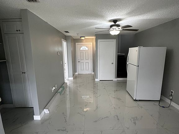 2nd image of 17407 Dumont Dr #1