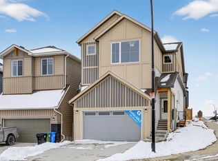 67 S Versant Way SW, Calgary, AB T3M4A4