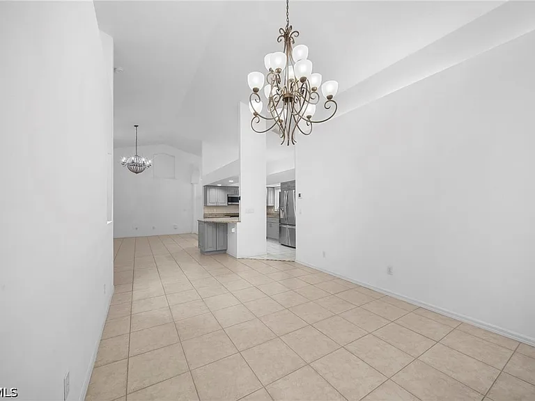 2614 7th St W — Photo 22