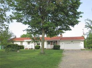 1717 S Smith Rd, Eaton Rapids, MI 48827